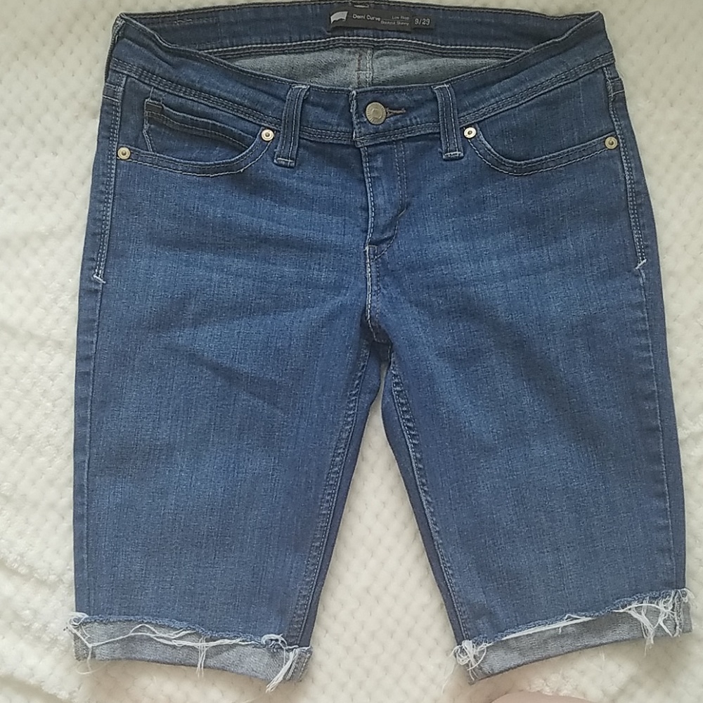 2/$10 Stretchy Cutoff jean shorts Levi brand
